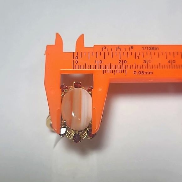 Ring Mozambique Banded Agate w Garnet Halo Gold Bonded setting size 9 - Picture 3 of 6